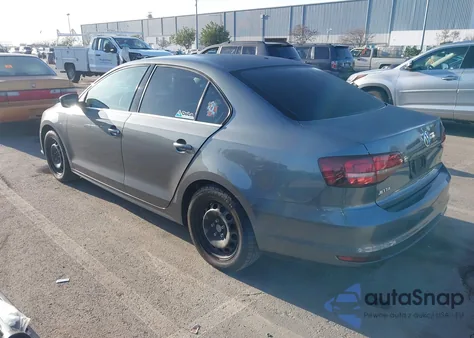 2017 Volkswagen Jetta 1.4T S z USA, uszkodzony, nr VIN 3VW2B7AJ4HM288310